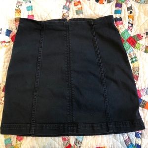 Stretchy Black Free People Skirt!